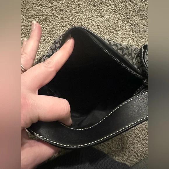 New without tags Coach mini bag - Picture 4 of 4